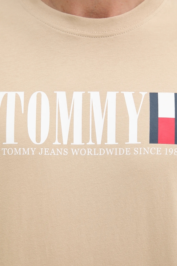 Βαμβακερό μπλουζάκι Tommy Jeans μπεζ DM0DM21941