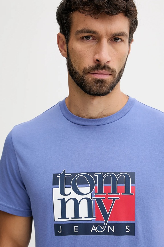Ρούχα Βαμβακερό μπλουζάκι Tommy Jeans DM0DM21977 μπλε