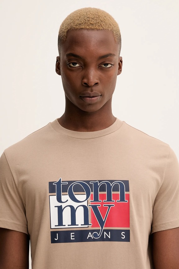 Bavlnené tričko Tommy Jeans béžová DM0DM21977