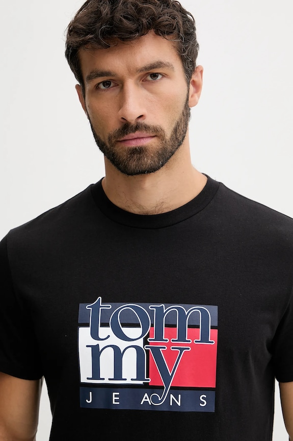 Ruházat Tommy Jeans pamut póló DM0DM21977 fekete