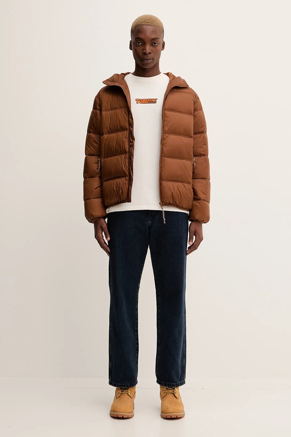 Tommy Jeans pamut póló DM0DM22051 bézs AW25