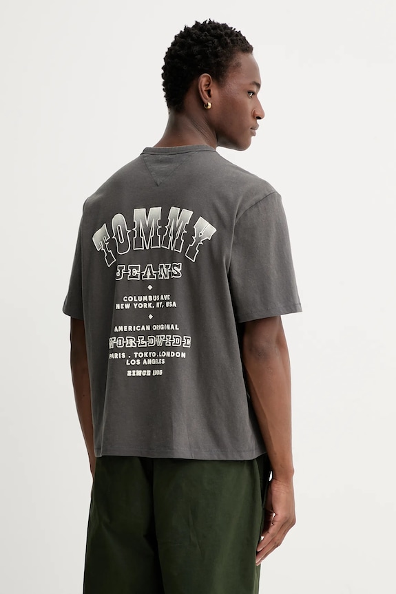 Ruházat Tommy Jeans pamut póló DM0DM22059 szürke