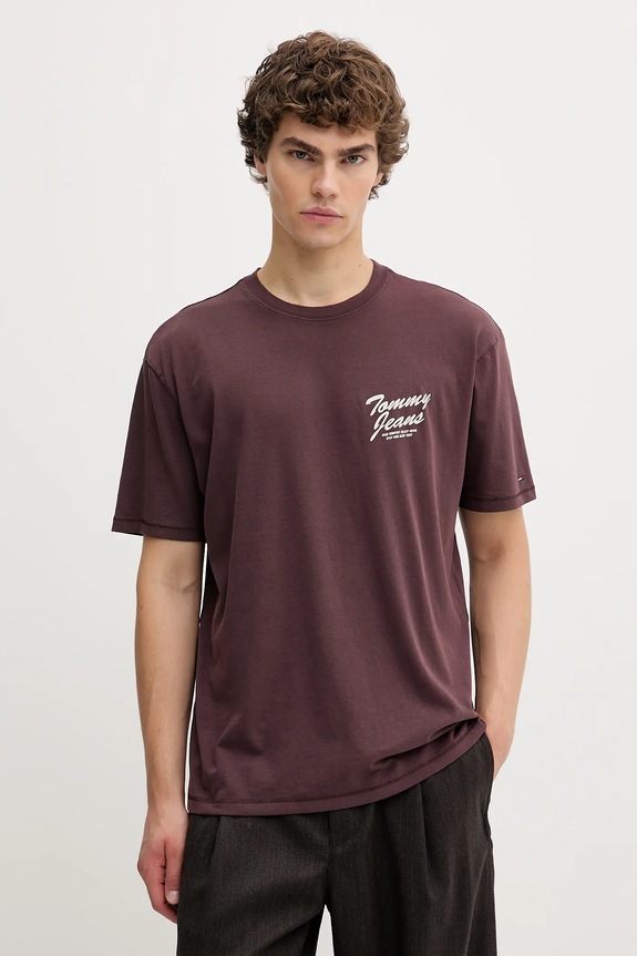 Ruházat Tommy Jeans pamut póló DM0DM22060 barna