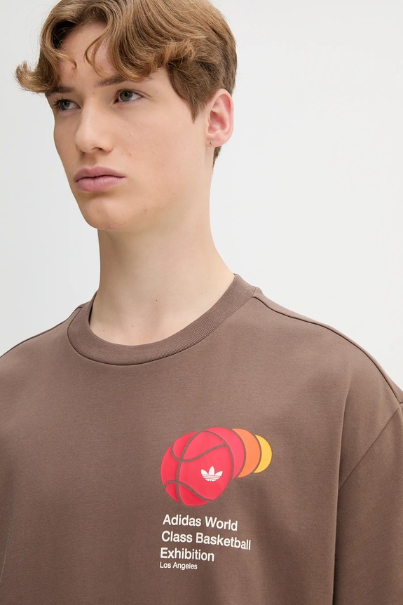adidas Originals t-shirt World Class Tee brązowy JM9956