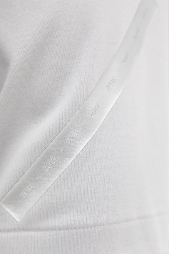 adidas t-shirt in cotone x Mercedes JW3481 grigio