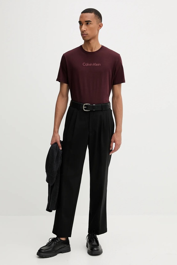 Bavlnené tričko Calvin Klein LV04LD230G burgundské SS26