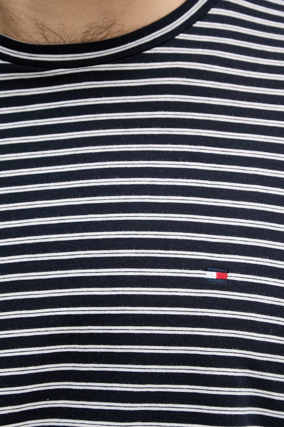 Tommy Hilfiger tričko pánske bavlnené MW0MW40923 tmavomodrá