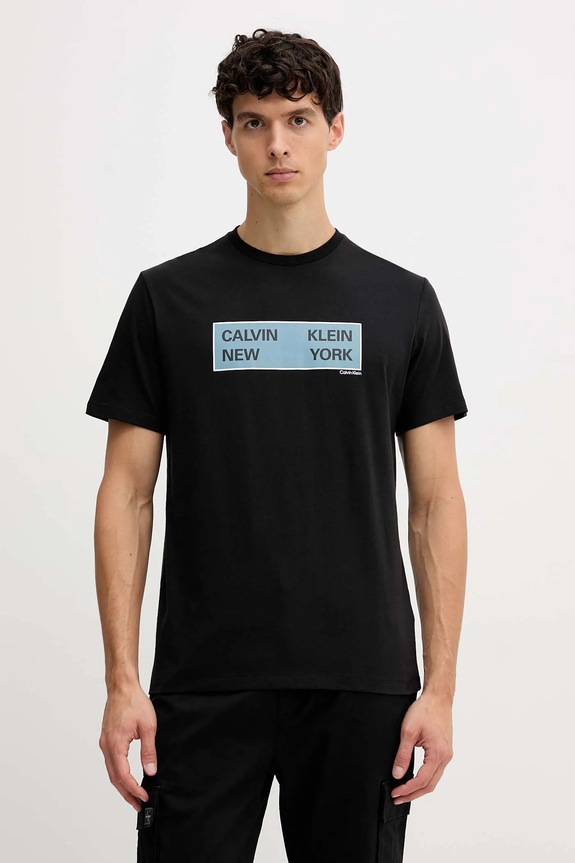 Βαμβακερό μπλουζάκι Calvin Klein Jeans στάμπα μαύρο LV04RD816G