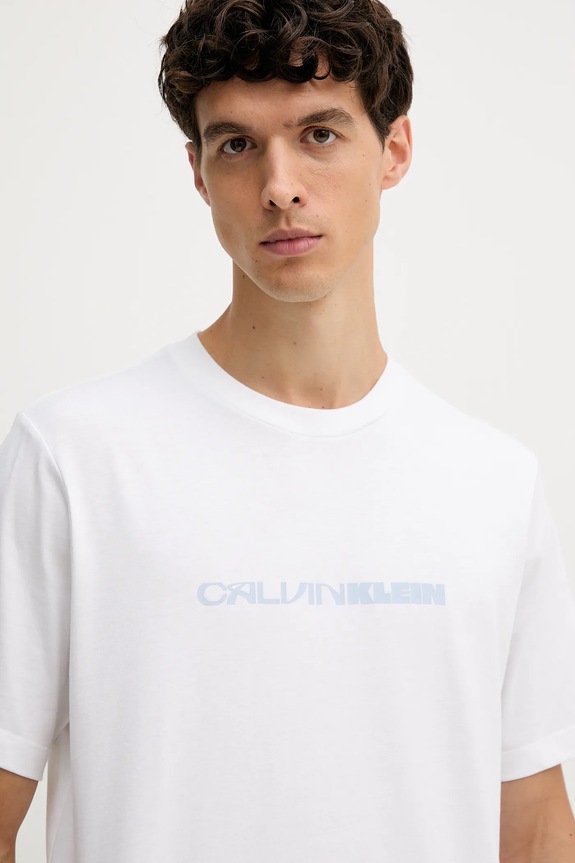 Βαμβακερό μπλουζάκι Calvin Klein Jeans λευκό LV04RD807G