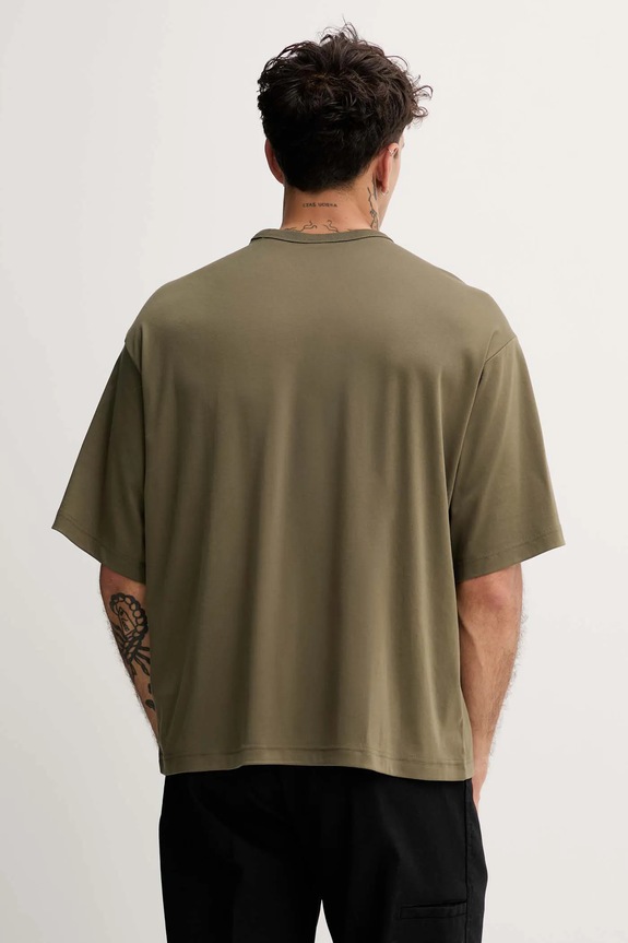 Ρούχα Βαμβακερό μπλουζάκι adidas Soft Lux KB8094 πράσινο