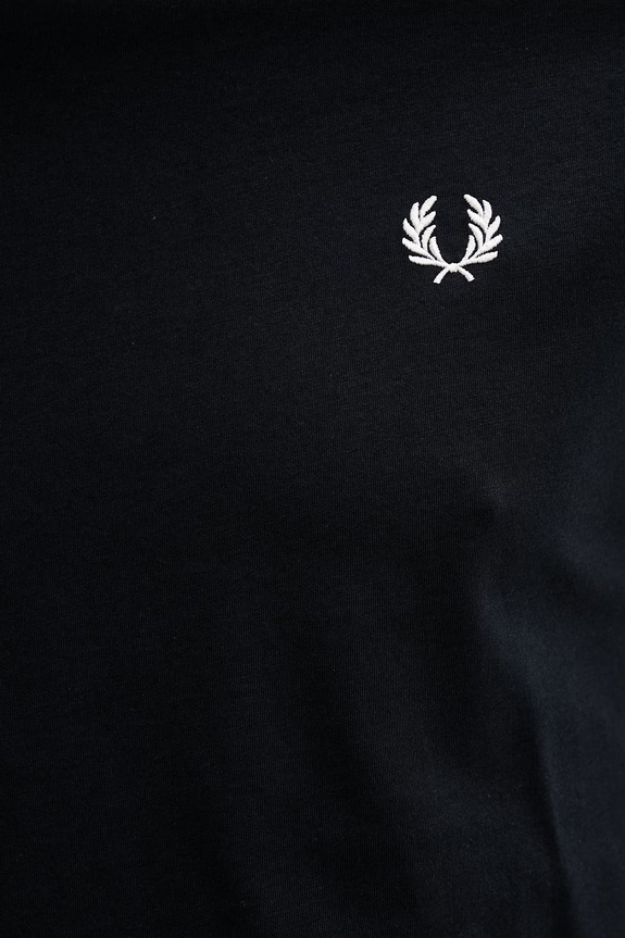 Bavlnené tričko Fred Perry M1600V tmavomodrá