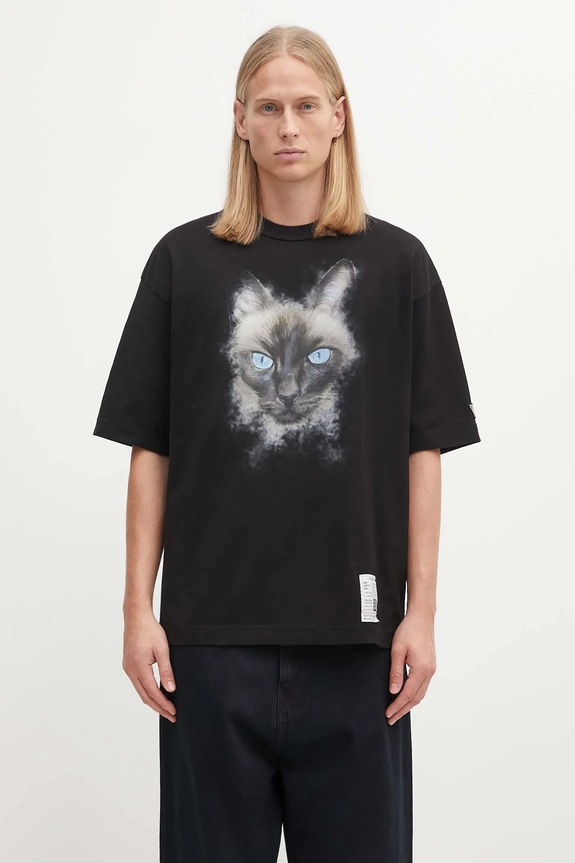 Хлопковая футболка Maison MIHARA YASUHIRO CAT PRINTED узор чёрный J15TS762