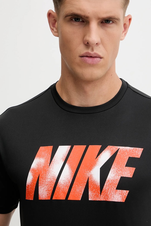 T-shirt κολύμβησης Nike μαύρο NESSF569