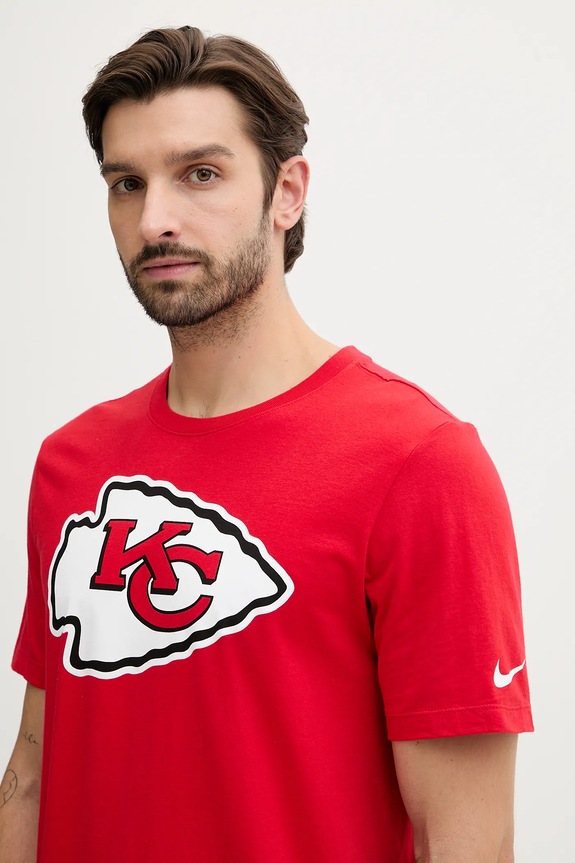 Ρούχα Βαμβακερό μπλουζάκι Nike Logo Essential N199.65N.7G.CLH κόκκινο
