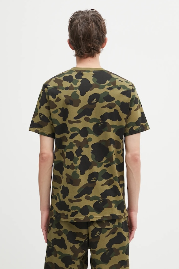 Одежда Хлопковая футболка A Bathing Ape Camo College 001CSL301010M зелёный