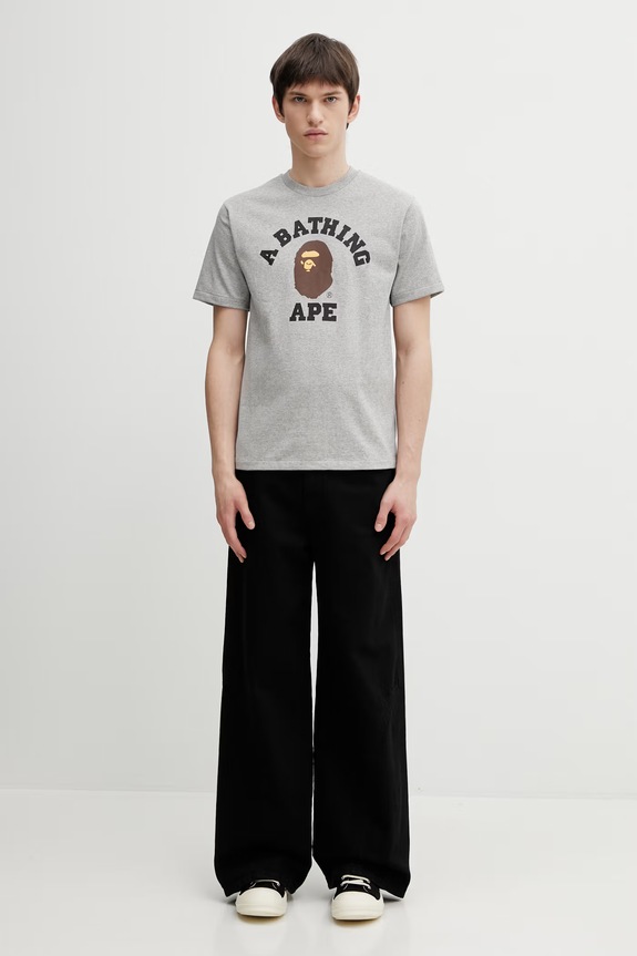 A Bathing Ape t-shirt in cotone College 001TEL801001M grigio