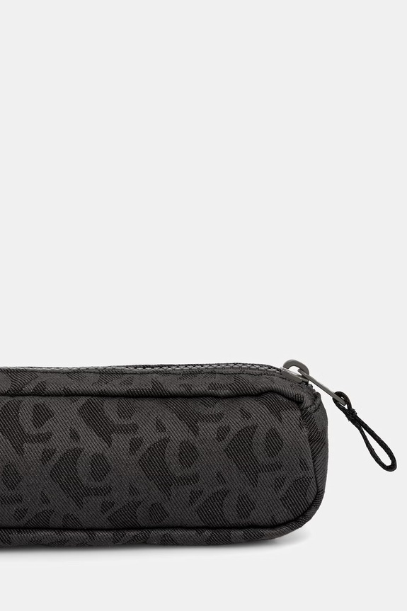 Dječaci Calvin Klein Jeans pernica za djecu IU0IU00736.9BY2 crna
