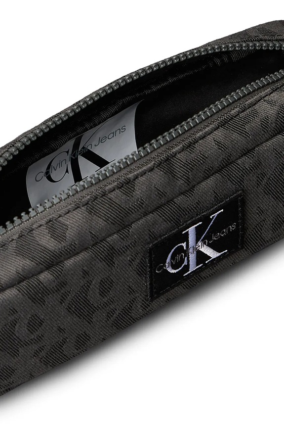 Calvin Klein Jeans penál dětský IU0IU00736.9BY2 černá AW26