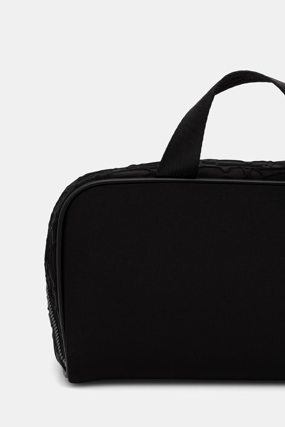 Dodaci Karl Lagerfeld putna kozmetička torbica IKON B3M32072 crna