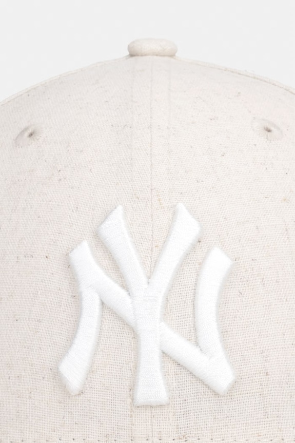 New Era καπέλο μπέιζμπολ από πρόσμιξη λινού 940 MC NYY 60856285 μπεζ AW26