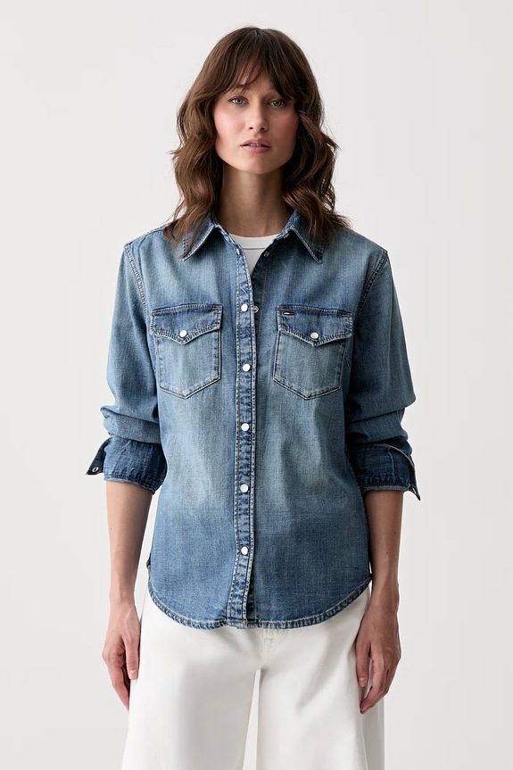 Tommy Jeans koszula damska jeansowa niebieski DW0DW23486