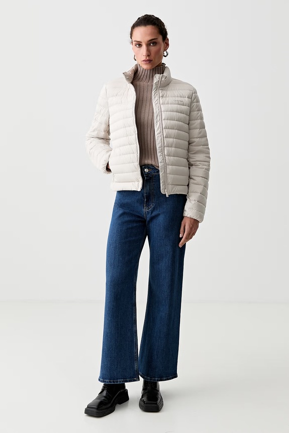 Calvin Klein kurtka puchowa damska LV044G502G beżowy AW26