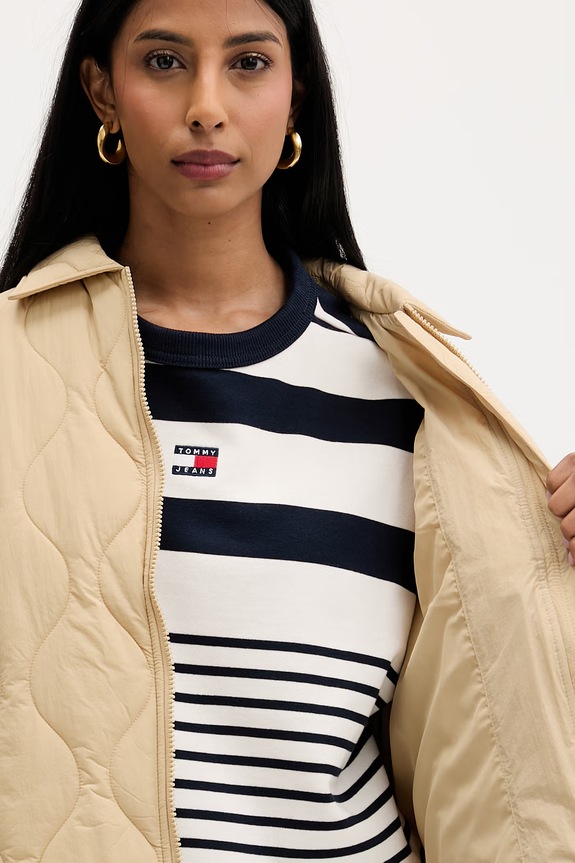 Tommy Jeans μεταβατικό μπουφάν γυναικείο DW0DW22909