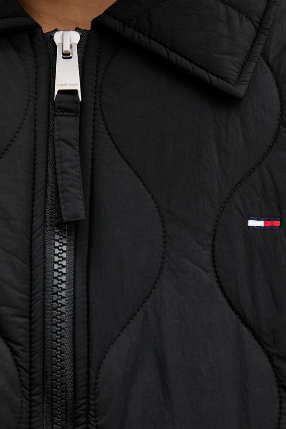 Tommy Jeans μεταβατικό μπουφάν γυναικείο DW0DW22909 μαύρο