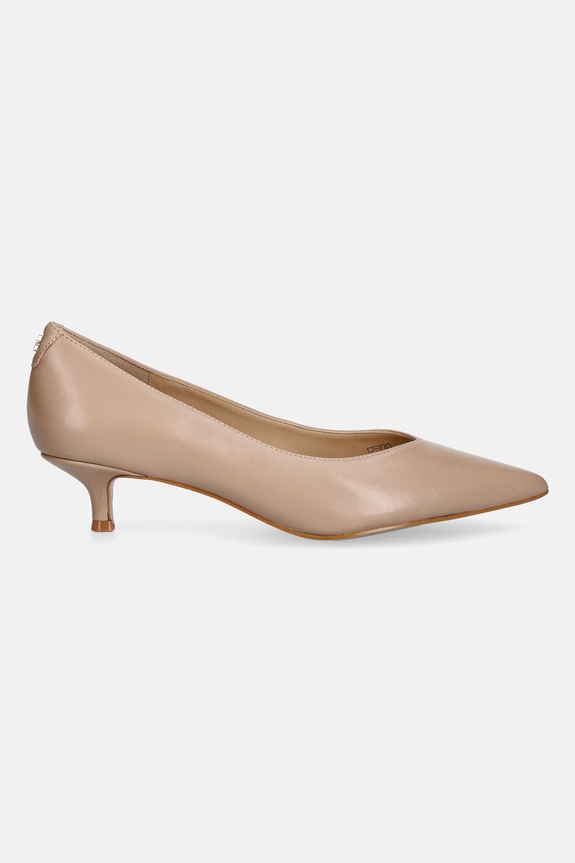 Guess štikle s niskom potpeticom od kože CASEN FLTCSE.LEA08.BEIGE bež AW26