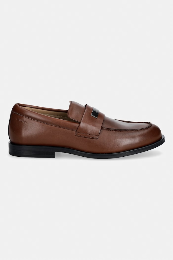 Calvin Klein mocassini da uomo in pelle ESS RUBBER LOAFER HW PLAQ VA LTH HM0HM02177.GYU marrone AW26