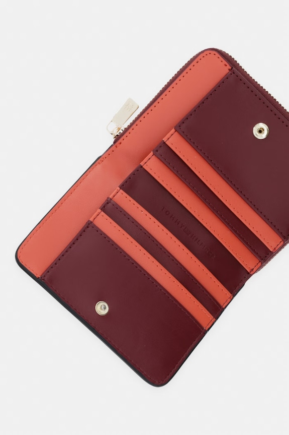 Akcesoria Tommy Hilfiger portfel damski z imitacji skóry AW0AW18758 bordowy