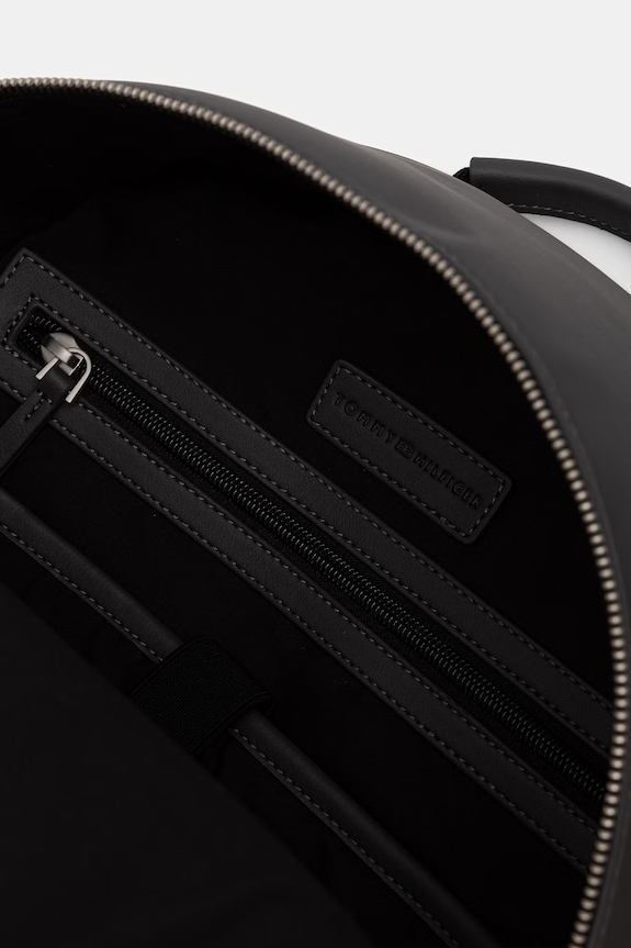 Tommy Hilfiger batoh pánský z imitace kůže AM0AM14427 šedá