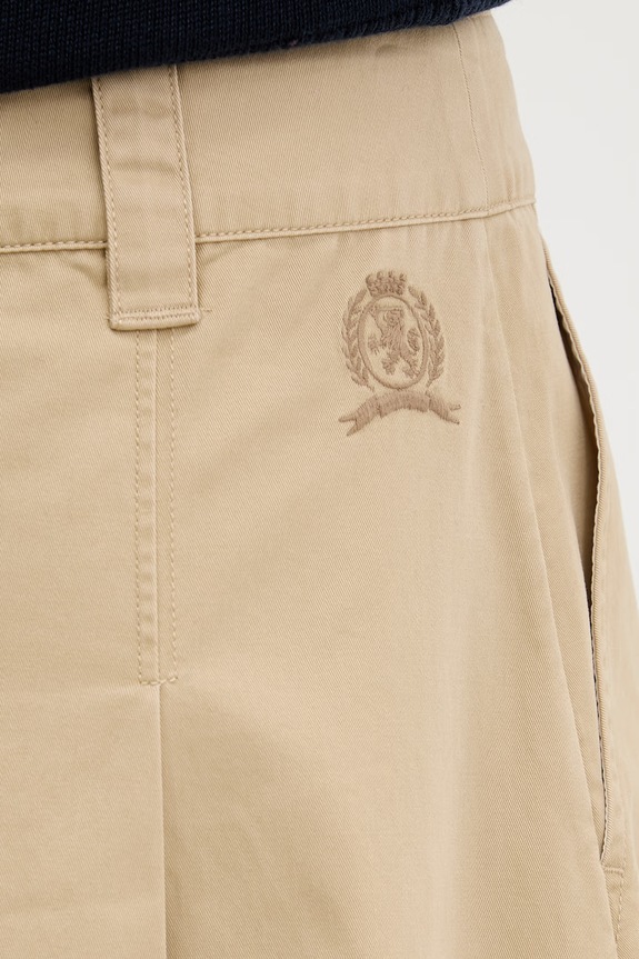 Tommy Jeans suknja A-kroja od pamuka bež DW0DW22969