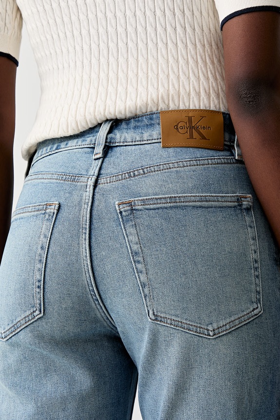 Calvin Klein Jeans rifle mom fit dámske modrá LV047F951G