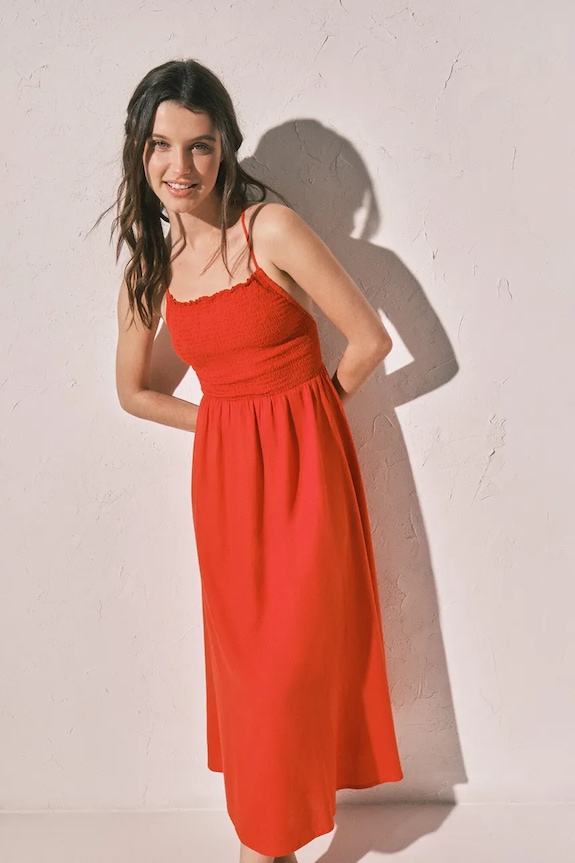 Odzież women'secret sukienka rozkloszowana z lnem 5543722 czerwony