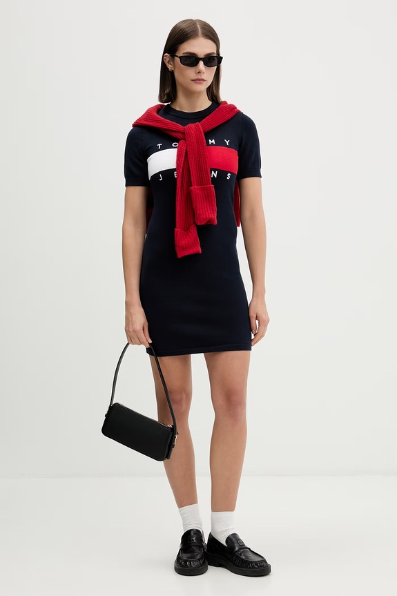 Tommy Jeans svetrové šaty bavlnené DW0DW22853 tmavomodrá AW26