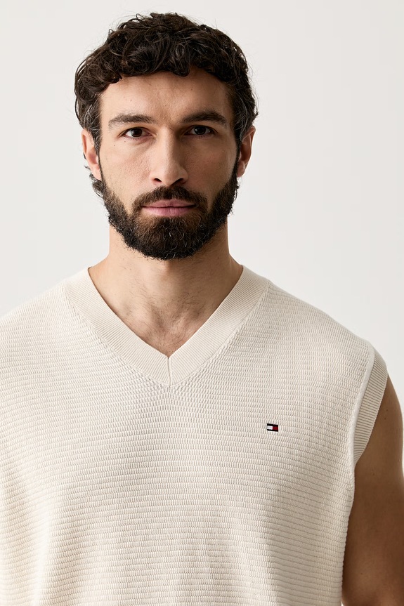 Tommy Hilfiger pulover bez rukava za muškarce od pamuka bež MW0MW43244