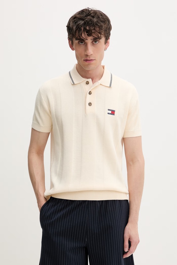 Tommy Jeans πλεκτό μπλουζάκι πόλο ανδρικό βαμβακερό μπεζ DM0DM23208
