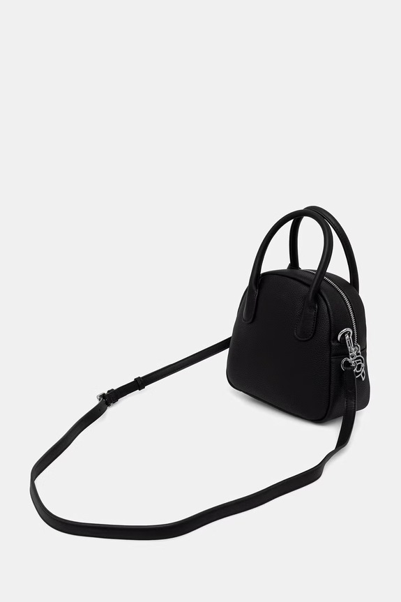 Dodaci Karl Lagerfeld crossbody torba za žene od imitacije kože IKON B3W30120 crna