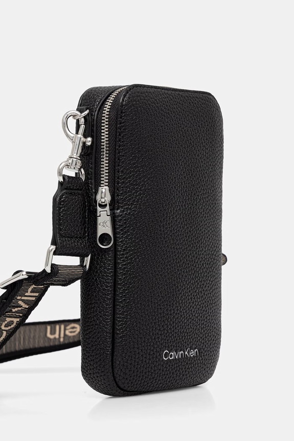 Calvin Klein torbica za telefon za žene od imitacije kože LV04F1222G crna AW26