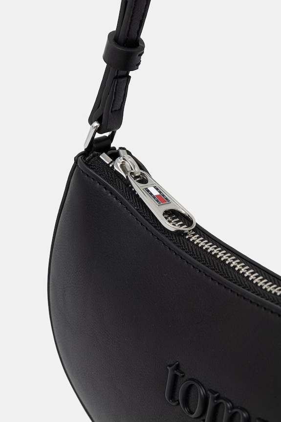 Tommy Jeans kabelka typu baguette dámska z imitácie kože čierna AW0AW18773