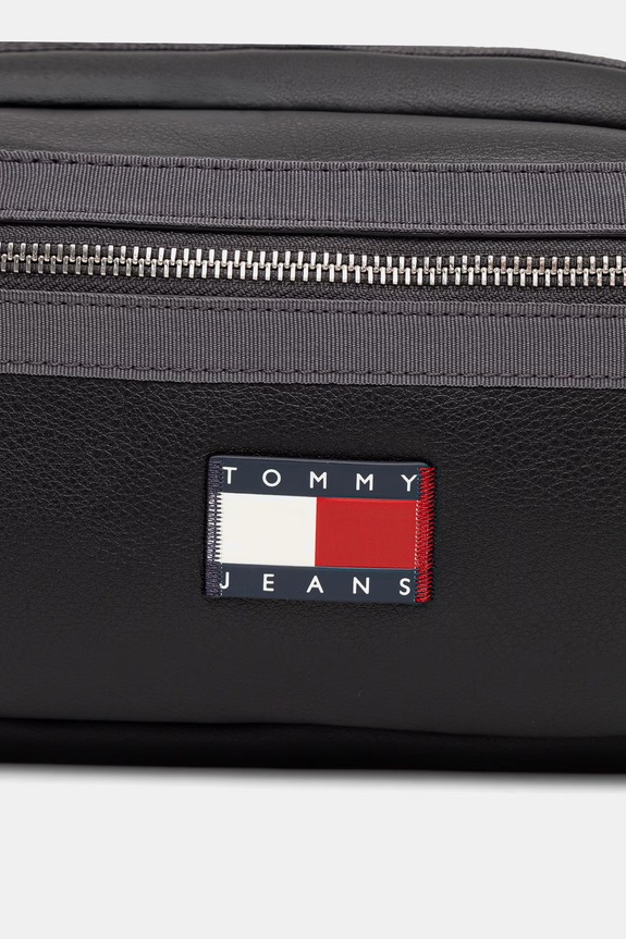 Tommy Jeans nerka męska z imitacji skóry czarny AM0AM14347