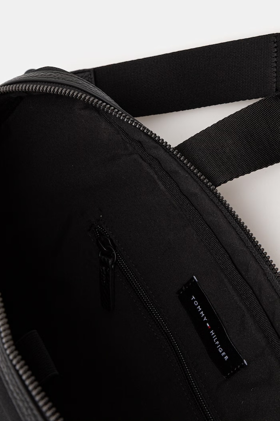 Tommy Hilfiger taška na notebook pánská AM0AM14445 černá
