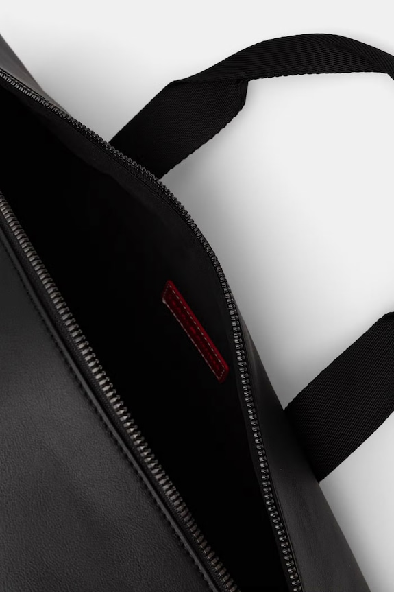 Tommy Hilfiger cestovní taška pánská z imitace kůže AM0AM14519 černá