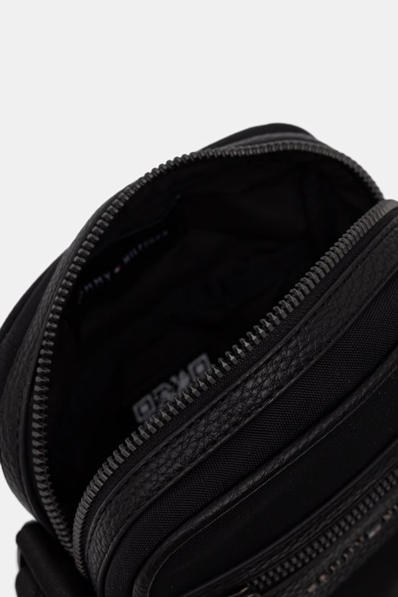Tommy Hilfiger saszetka męska AM0AM14448 czarny