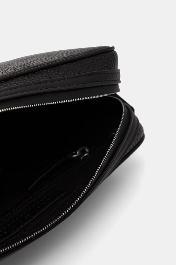 Tommy Hilfiger taštička pánská z imitace kůže AM0AM14435 černá