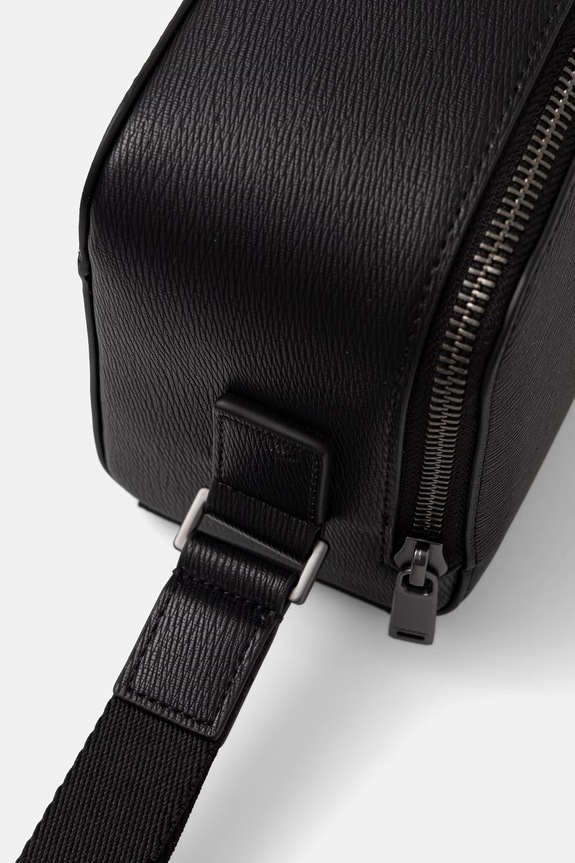 Akcesoria Calvin Klein kosmetyczka męska LV04D1243G czarny