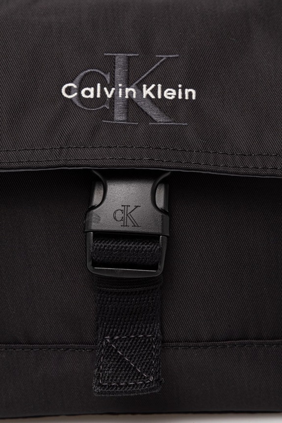 Calvin Klein mala torba za muškarce crna LV04D3420G