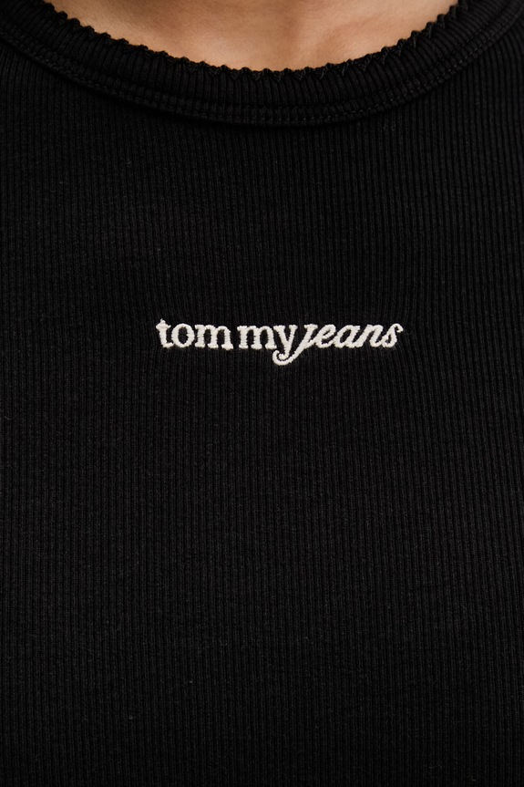 Tommy Jeans t-shirt γυναικείο βαμβακερό με ελαστάν DW0DW22809 μαύρο