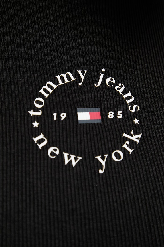 Tommy Jeans tricou pentru femei, din bumbac cu elastan DW0DW22807 negru